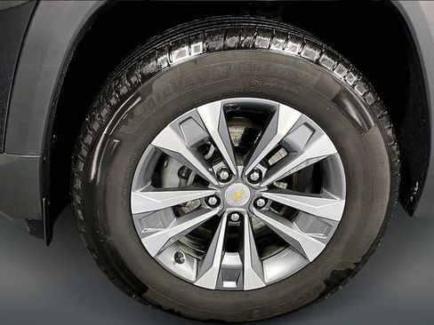 Used 2025 Chevrolet Equinox LT image 29