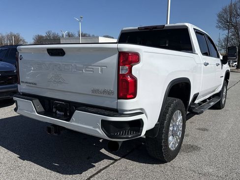 Used 2020 Chevrolet Silverado 2500 High Country w/ Z71 Off-Road Package image 8