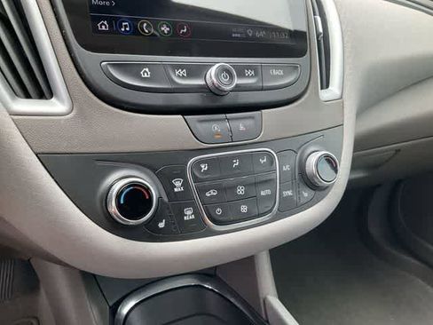 Used 2024 Chevrolet Malibu LT FWD image 22