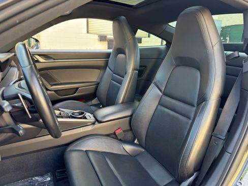 Used 2020 Porsche 911 Carrera S w/ Sport Package RWD image 37