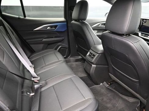 Used 2025 Chevrolet Equinox EV LT w/ Convenience Package FWD image 15