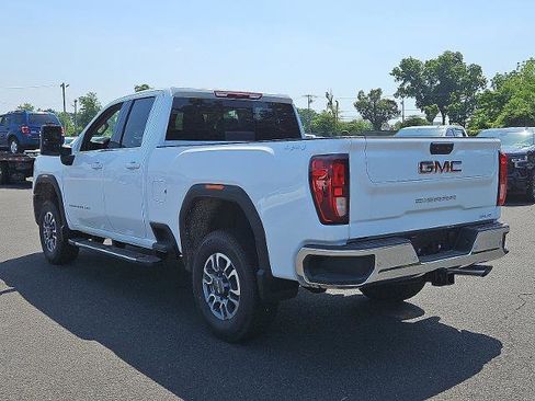 New 2025 GMC Sierra 2500 SLE image 4