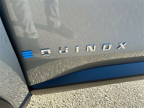 New 2026 Chevrolet Equinox EV LT image 30