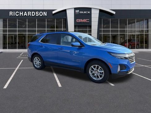 Used 2024 Chevrolet Equinox LT FWD image 12