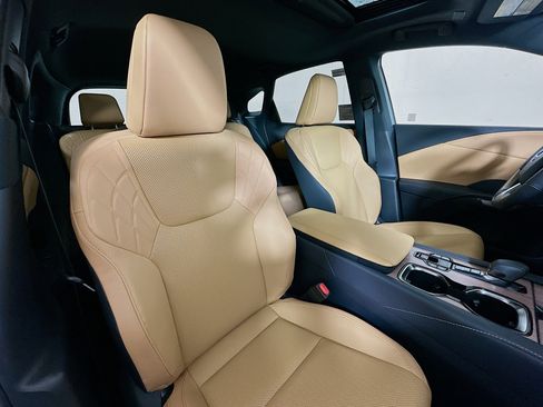 New 2026 Lexus RX 450h AWD w/ Convenience Package image 27