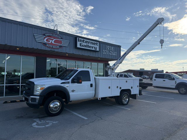 Used 2014 Ford F550 2WD Regular Cab Super Duty image 13