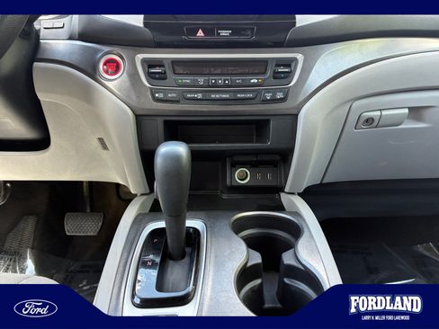 Used 2017 Honda Pilot EX image 30