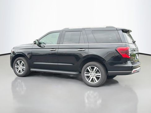 Used 2024 Ford Expedition Limited AWD/4WD image 4