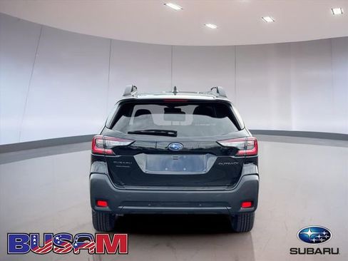 Used 2024 Subaru Outback Onyx Edition image 5