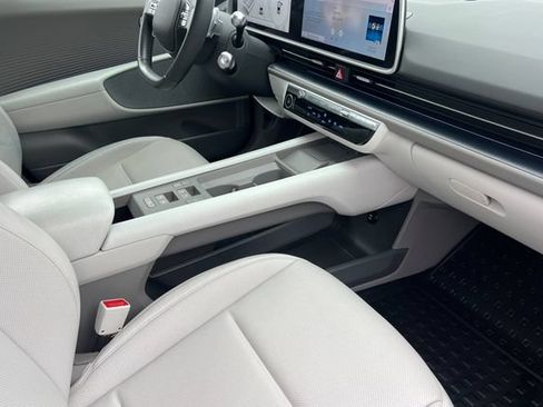 Used 2024 Hyundai Ioniq 6 SEL RWD image 19