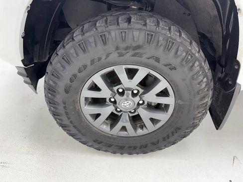 Used 2023 Toyota Tacoma SR5 image 7