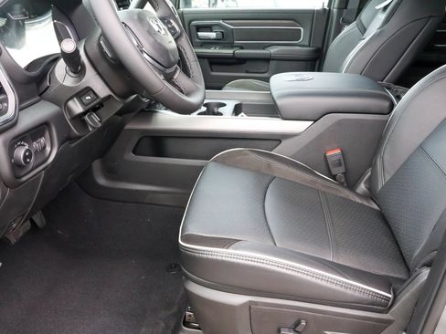 New 2026 RAM 2500 Laramie w/ Night Edition AWD/4WD image 4