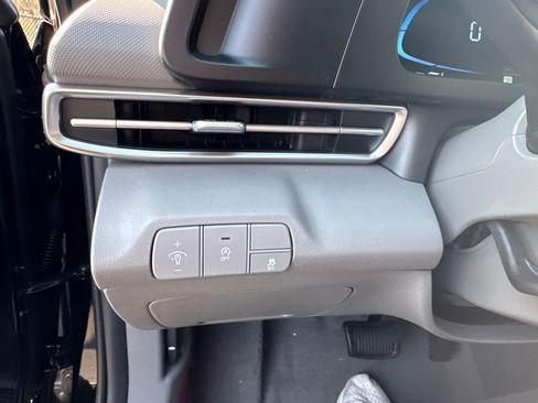 New 2026 Hyundai Elantra SE FWD image 21