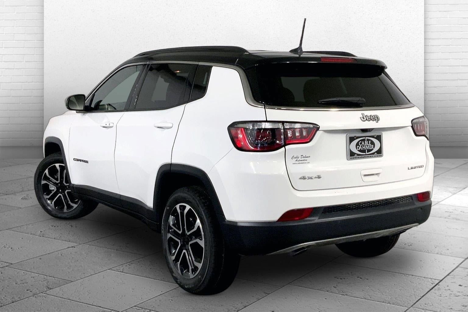 Used 2023 Jeep Compass Limited AWD/4WD image 11
