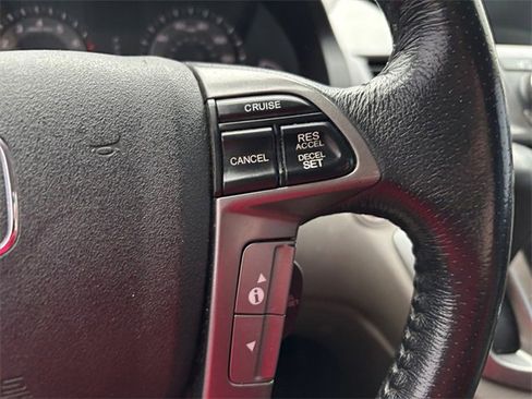 Used 2014 Honda Odyssey Touring Elite image 20