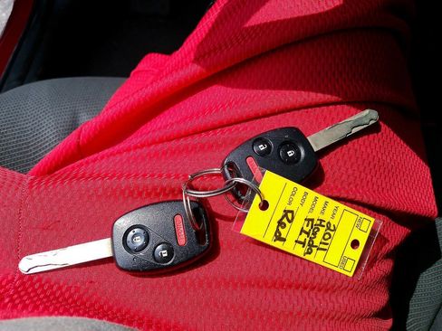Used 2011 Honda Fit Sport image 38