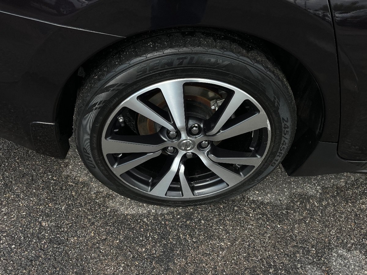 Used 2017 Nissan Maxima Platinum FWD image 47