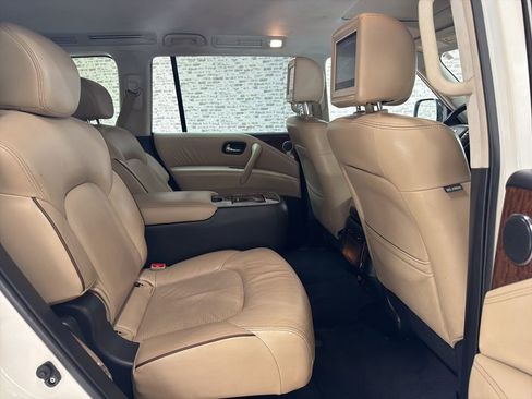 Used 2019 Nissan Armada Platinum w/ Captain's Chairs Package image 12