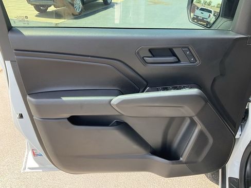 Used 2026 Chevrolet Colorado Trail Boss image 3