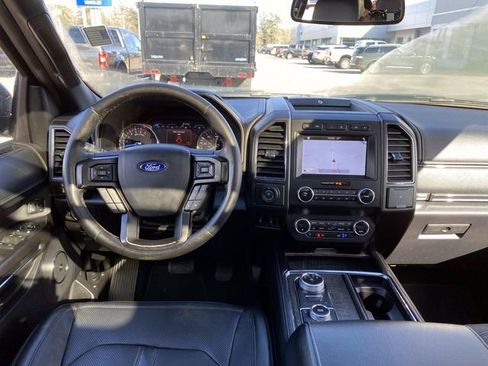 Used 2019 Ford Expedition Limited w/ Equipment Group 302A image 13