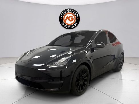 Used 2023 Tesla Model Y Long Range AWD/4WD image 8