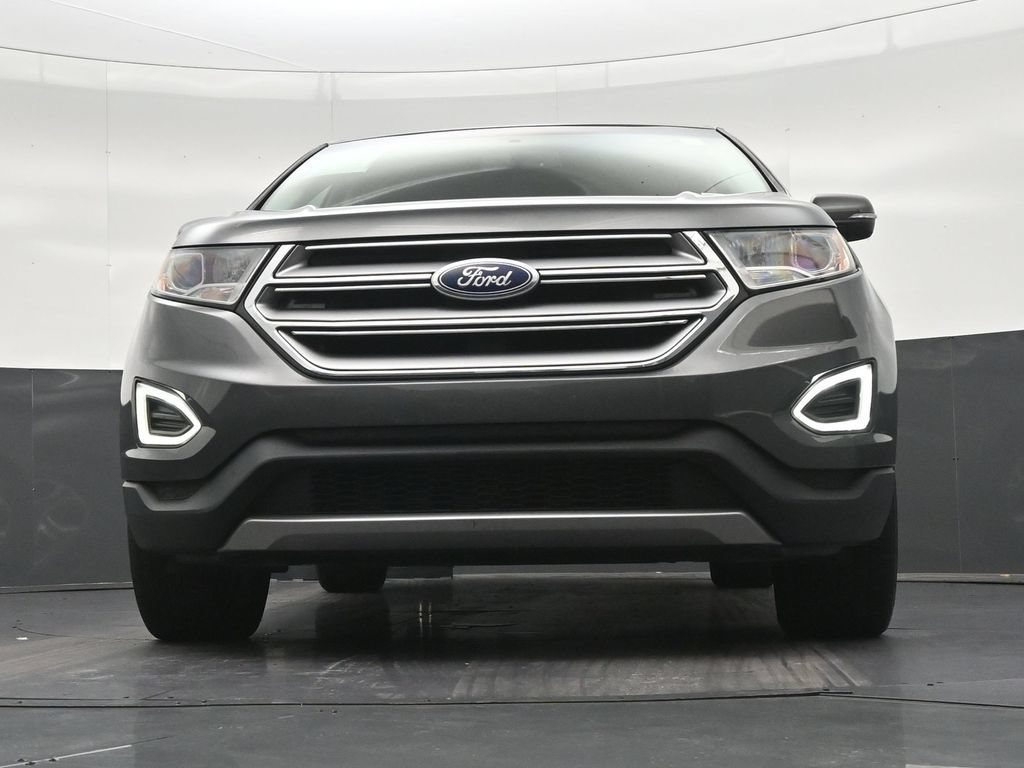 Used 2018 Ford Edge Titanium FWD image 35