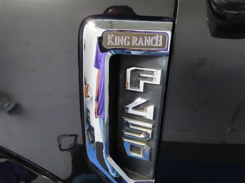 Used 2020 Ford F450 King Ranch w/ King Ranch Ultimate Package AWD/4WD image 9