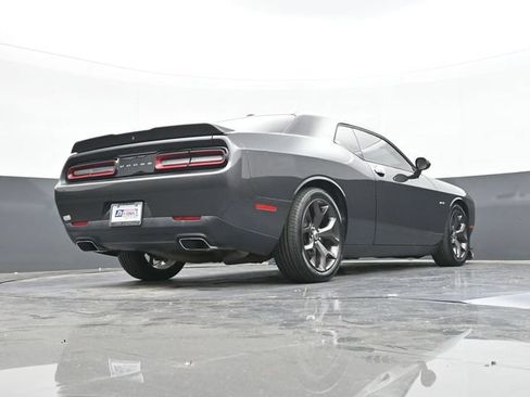 Used 2019 Dodge Challenger R/T RWD image 42
