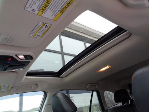 Used 2020 Subaru Outback Onyx Edition XT image 16