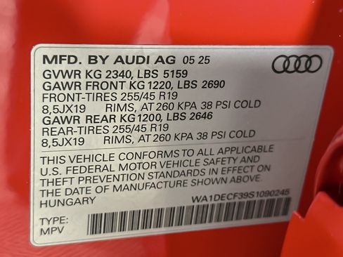 Used 2025 Audi Q3 2.0T Premium w/ Convenience Package AWD/4WD image 27