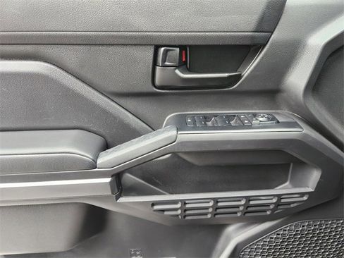 Certified 2024 Toyota Tacoma SR5 image 17