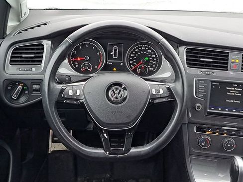 Used 2017 Volkswagen Golf Alltrack SE image 25