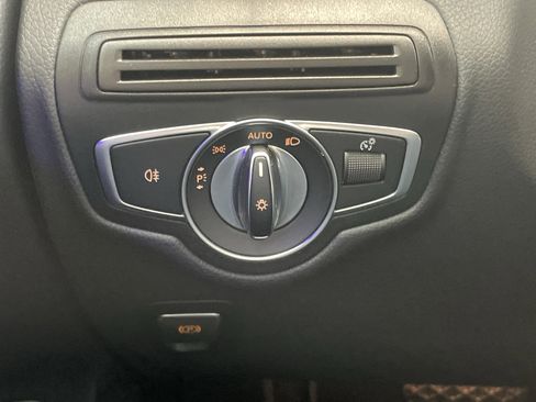 Certified 2022 Mercedes-Benz GLC 300 4MATIC w/ Premium Package Lite image 25