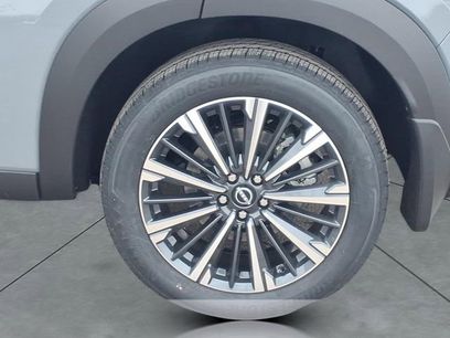 New 2026 Nissan Pathfinder Platinum