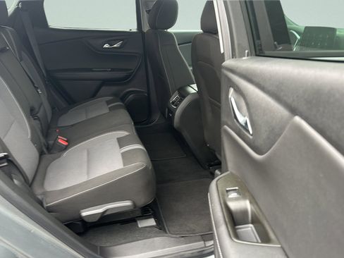 Used 2025 Chevrolet Blazer LT image 45