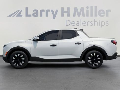 New 2026 Hyundai Santa Cruz SE FWD image 3