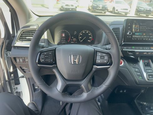 New 2026 Honda Odyssey EX-L image 13