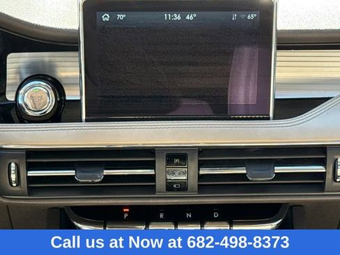Used 2022 Lincoln Corsair AWD w/ Premium Package image 13