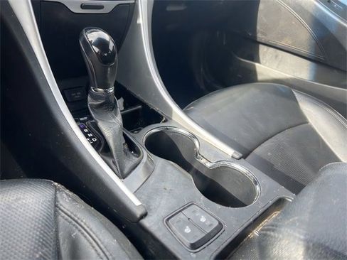 Used 2013 Hyundai Sonata Limited w/ Premium Pkg image 15