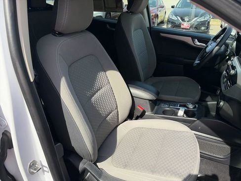 Used 2020 Ford Escape SE AWD/4WD image 36