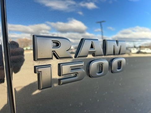 Used 2018 RAM 1500 Sport w/ Sport Premium Group image 10