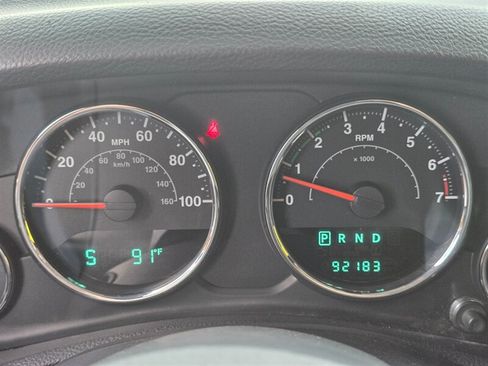 Used 2013 Jeep Wrangler Unlimited Sport AWD/4WD image 5