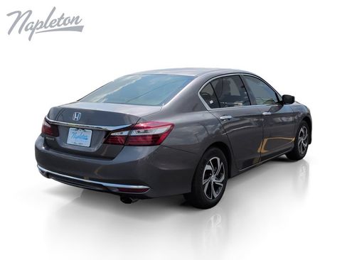 Used 2017 Honda Accord LX image 6