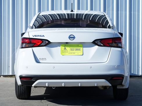 Used 2020 Nissan Versa S image 10