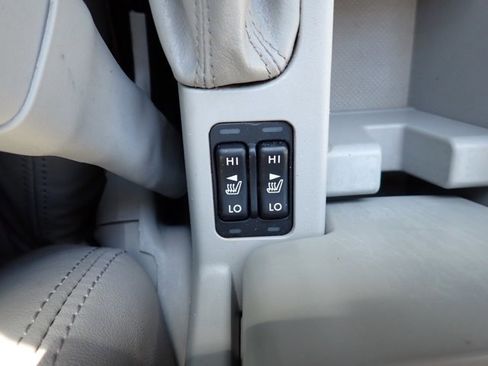 Used 2011 Subaru Forester 2.5X Limited w/ Rugged Pkg 1I image 20