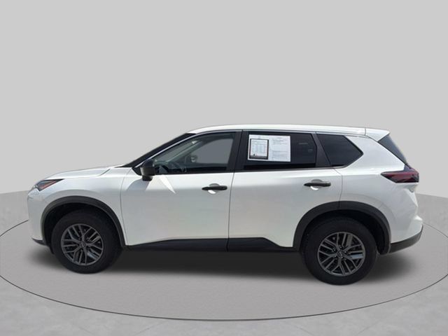 Used 2024 Nissan Rogue S FWD image 8