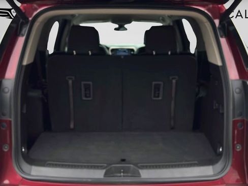 Used 2018 GMC Acadia Denali w/ Technology Package AWD/4WD image 9