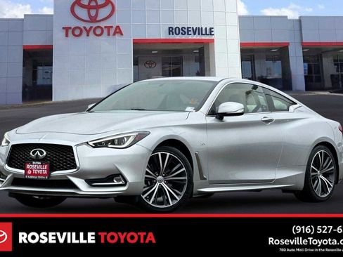 Used 2017 INFINITI Q60 w/ Premium Plus Package 2.0T image 1