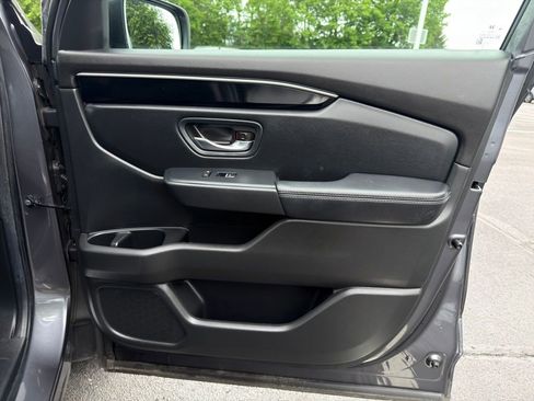 Certified 2025 Honda Pilot EX-L image 26