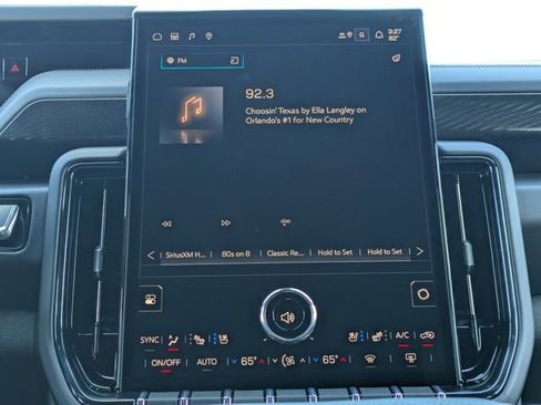 New 2026 GMC Yukon AT4 w/ AT4 Premium Plus Package image 23